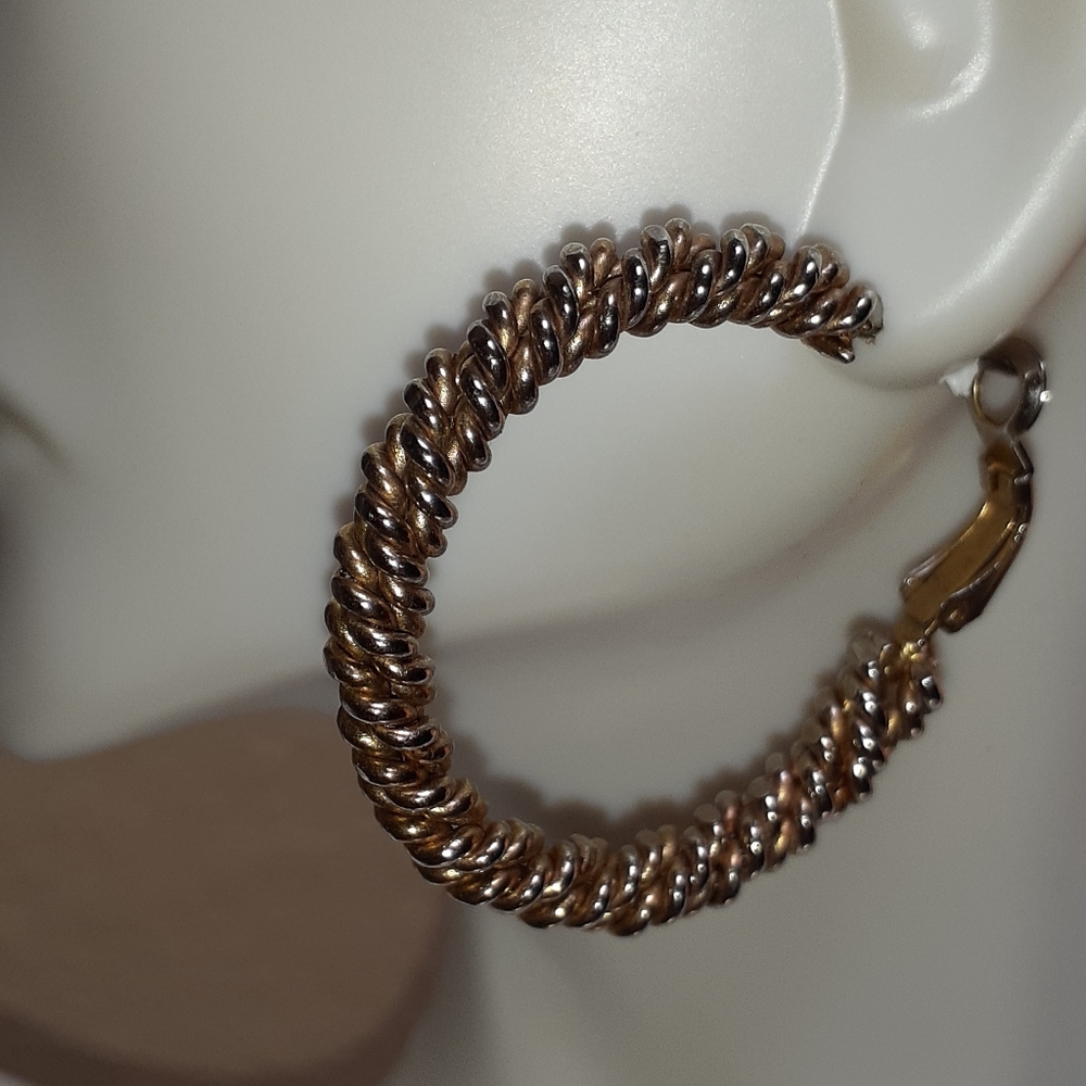 GIFT Fashion braided hoops
